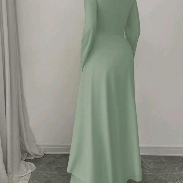 بدلة نسائية