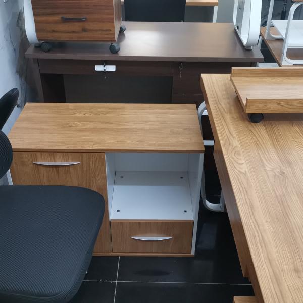 مكتب ١٦٠ + جناح