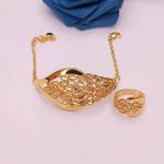 اساور بي خاتم