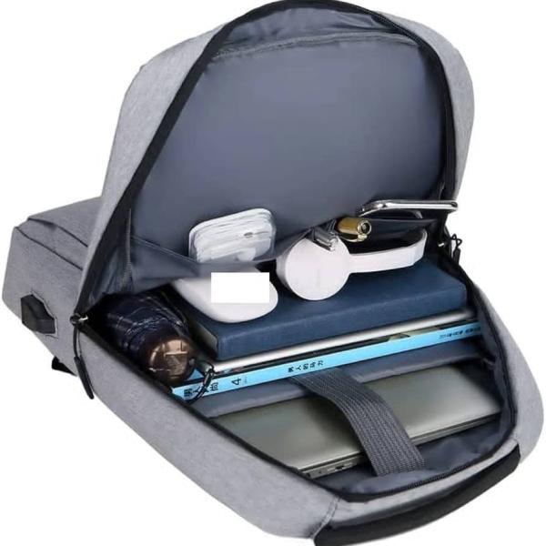 شنطة ظهر خفيفة وأنيقة